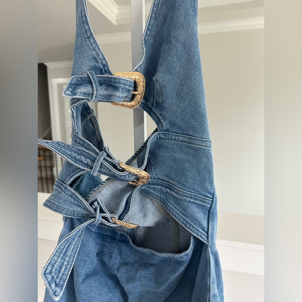 Commense Denim Buckle Dress - Picture 10 of 12